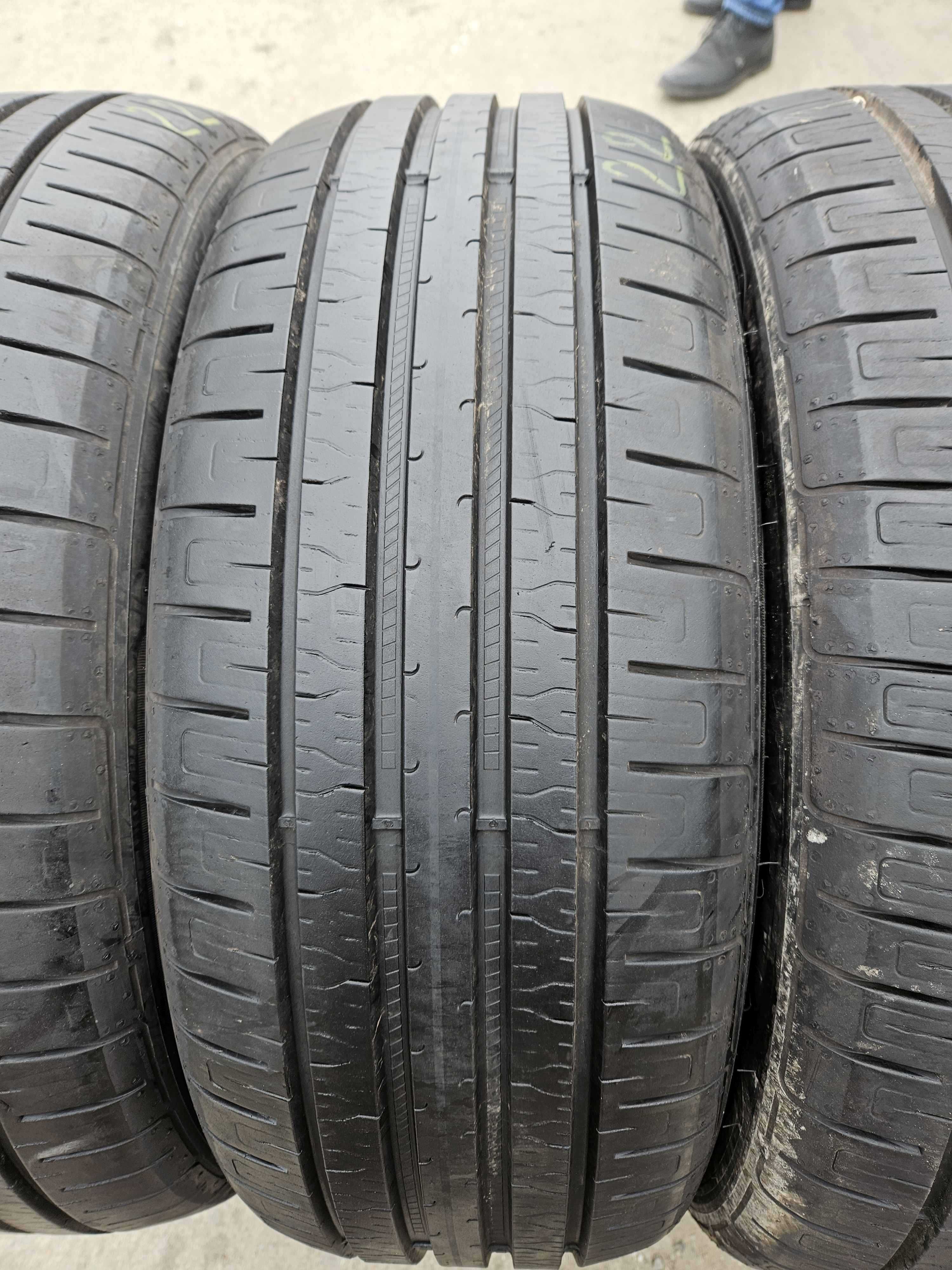 SET 4 Anvelope Vara 215/50 R19  EfficientGrip Performance 93T 2022