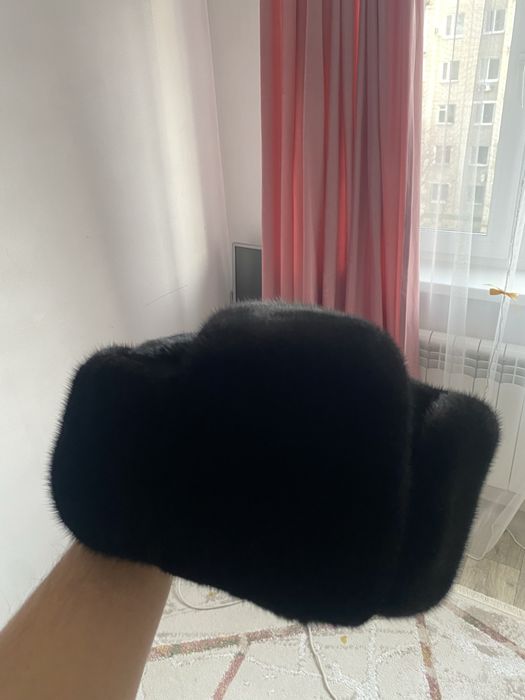 Норковая шапка совершенно новая не одевали тольком