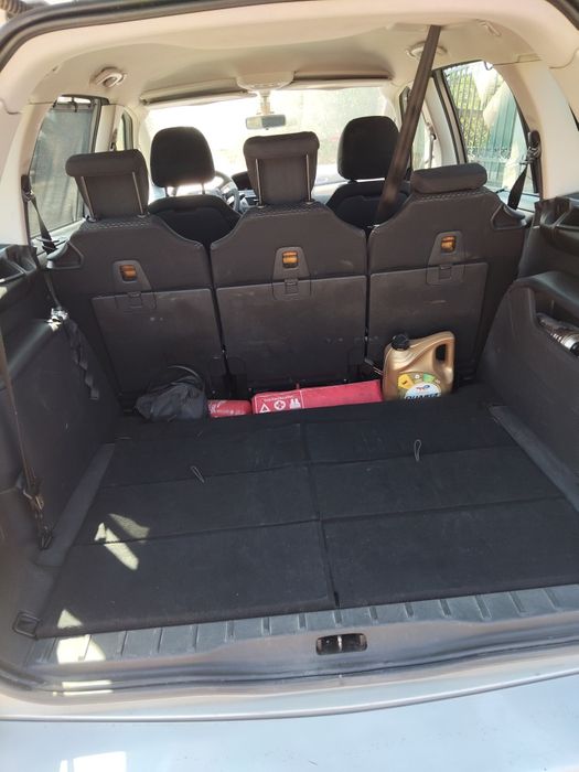 Продавам citroen c4 grand picasso