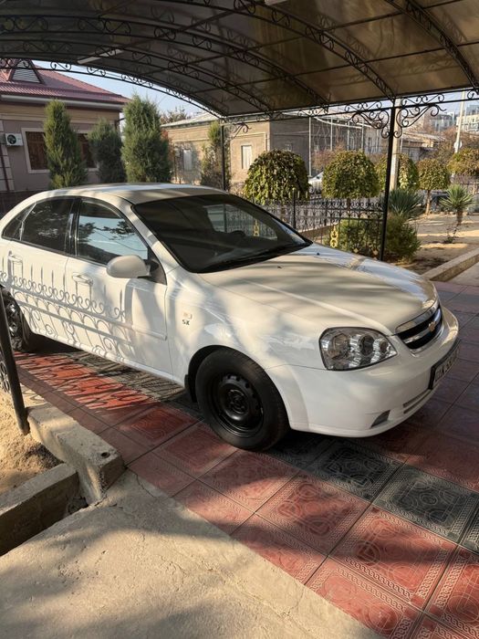 Lasetti avtomat sotiladi