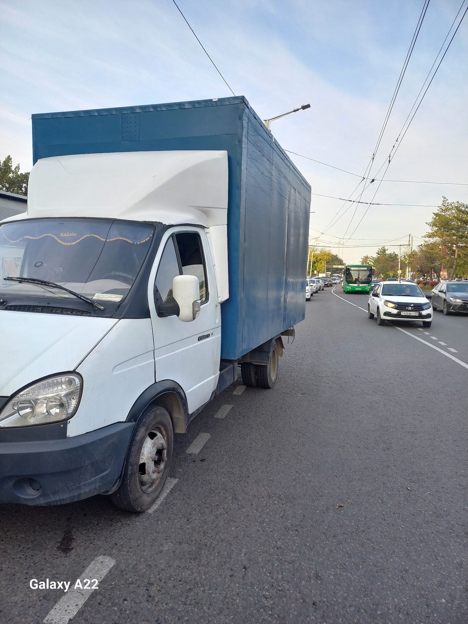 Грузо перевозка Город область меж город . Достовляем  Перезд  стройте