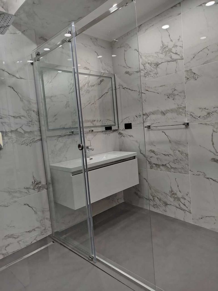 Дава се под наем Двустаен апартамент в София, Дружба 1 - 51 кв.м за 178.5 € - Снимка #1