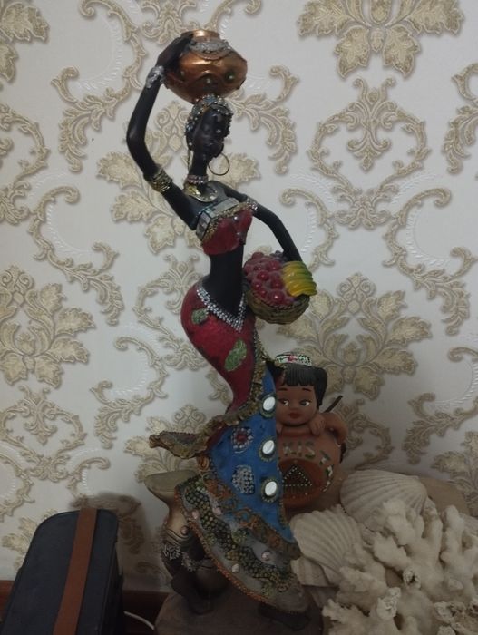 африканская статуэтка