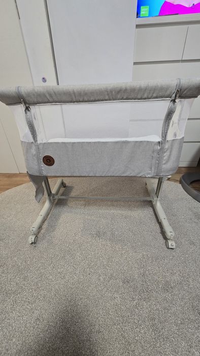 Pătuț co-sleeper Lionelo Aurora 3 în 1 – gri deschis, impecabil
Pătuț
