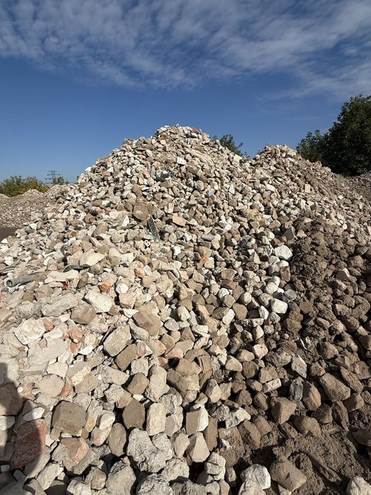 Beton concasat pentru drumuri parcari alei