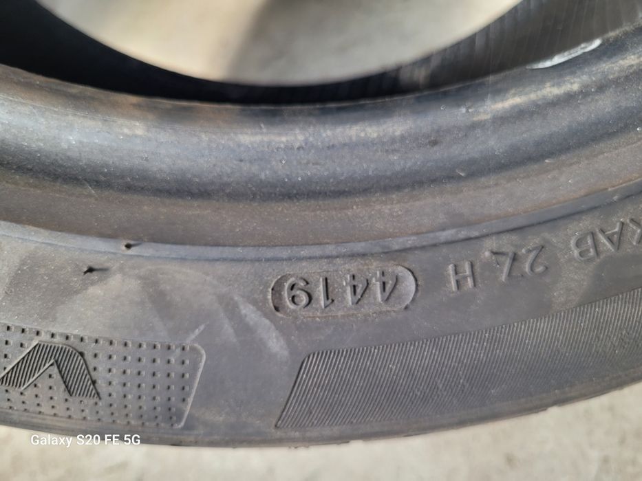 Anvelope vară R 17  Hankook.