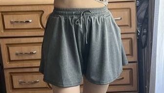 Продам новую юбку-шорты