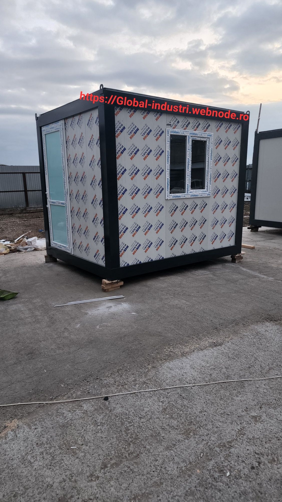 Vand containar modular de birou