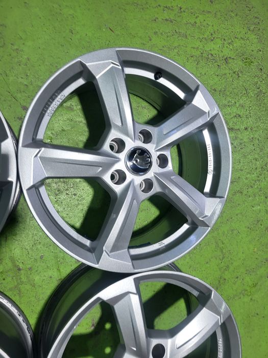 17 5x112 Skoda лети джанти 5х112 шкода