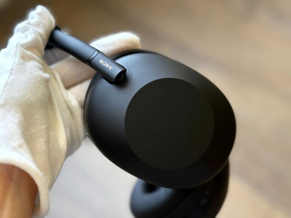 Sony WH-1000 XM6