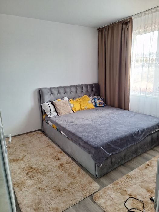 Vând apartament 2 camere 66.000 euro