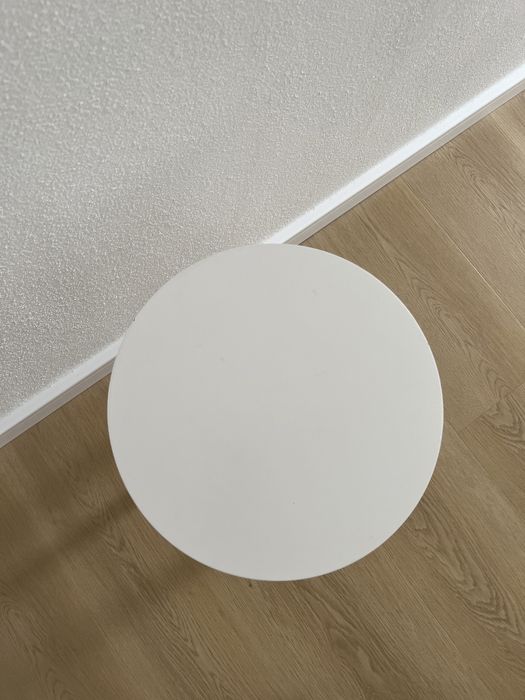 Vand Masuta de cafea alb si lemn natur / noptiera