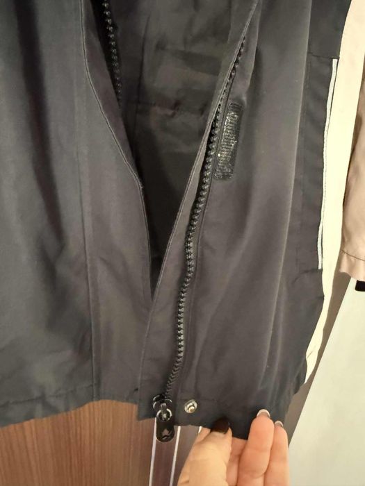 Яке за ски с качулка