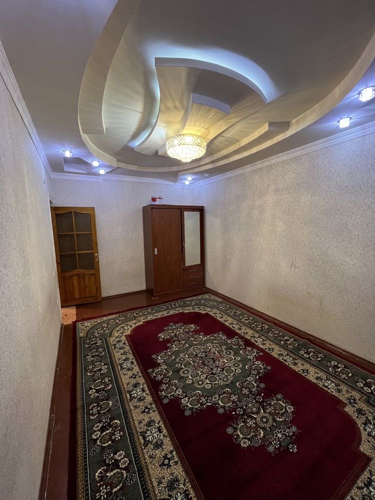Аренда своя 3 комн квартира