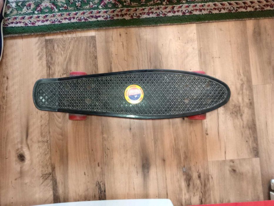 Срочно недорого скейтборд и многое другое,фото внизу