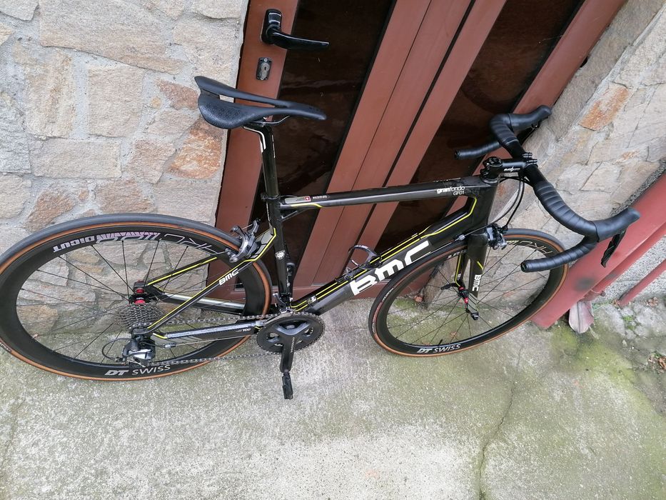 Шосеен BMC Carbon 6,8кг.Shimano Ultegra