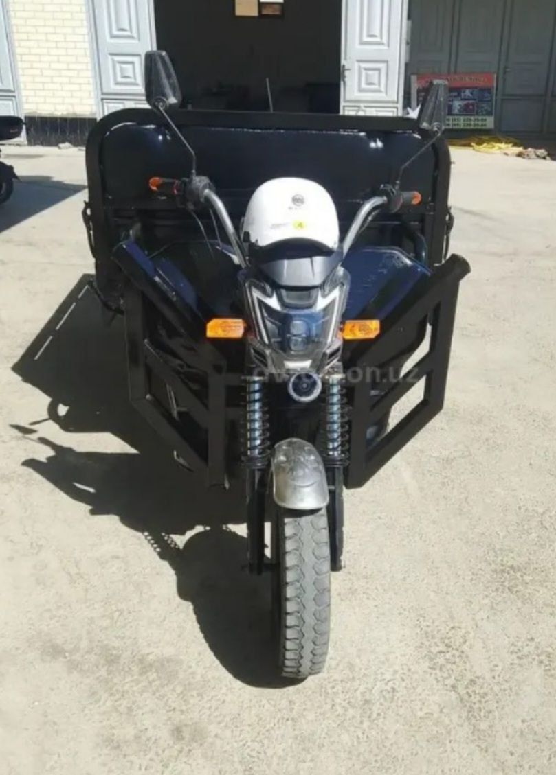 Elektro Mototsikl мотосикл мото sotiladi xolati yaxshi narxi 9 milyon