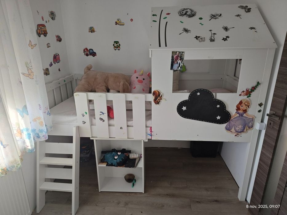 Pat copil cu birou glisabil