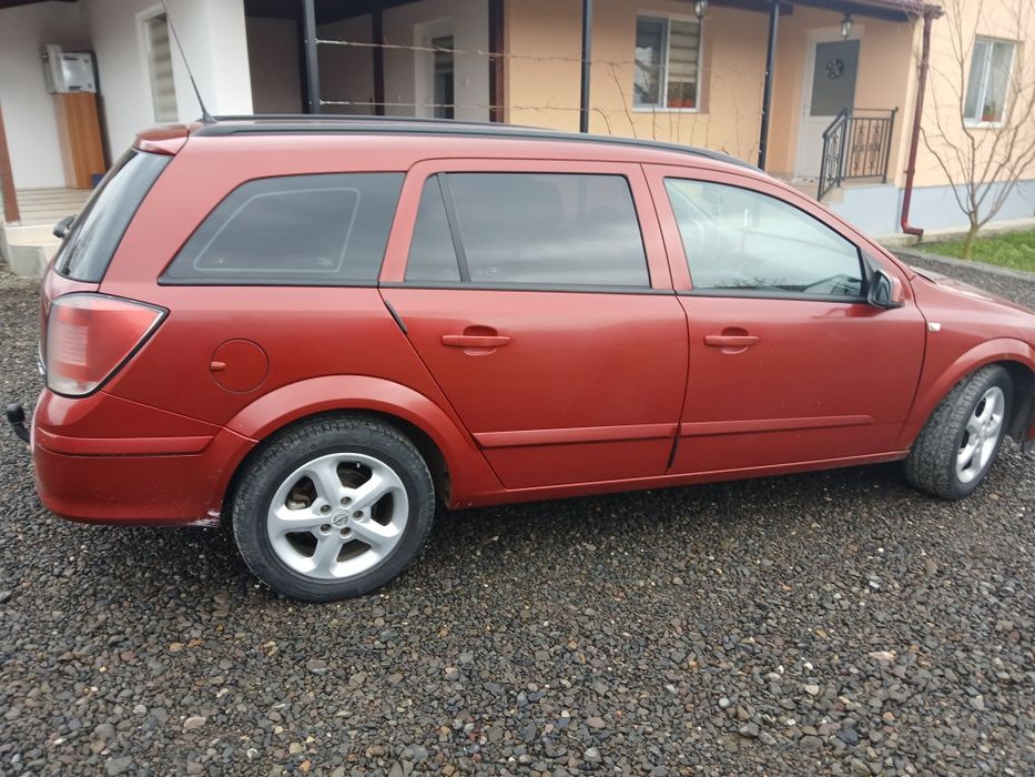 Vând Opel astra h