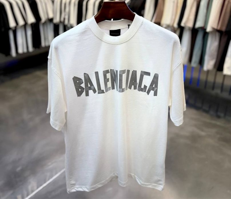 Tricou Balenciaga alb