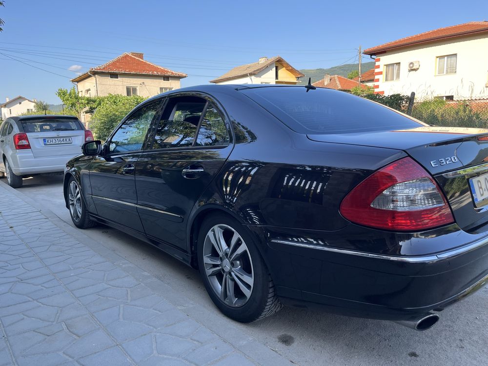 Mercedes benz w211