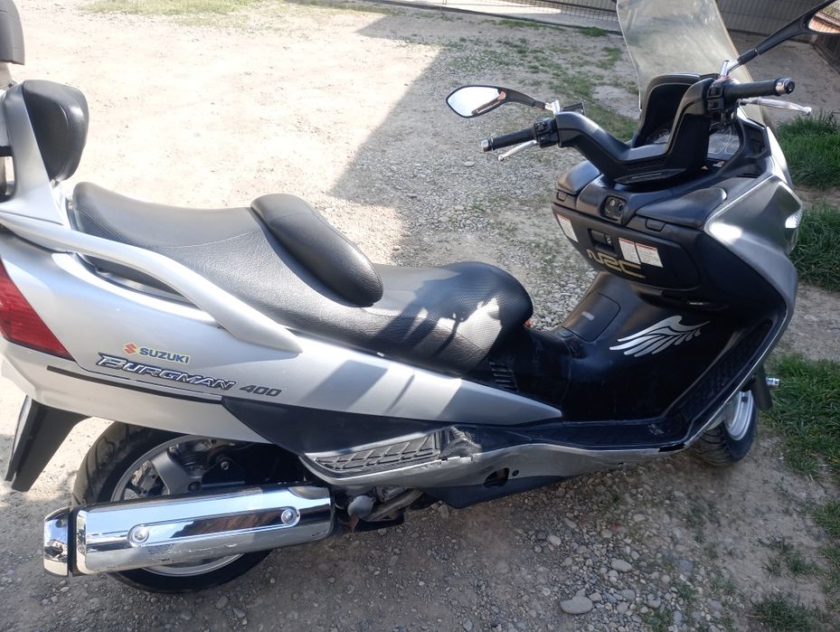 Vând Suzuki Burgman 400