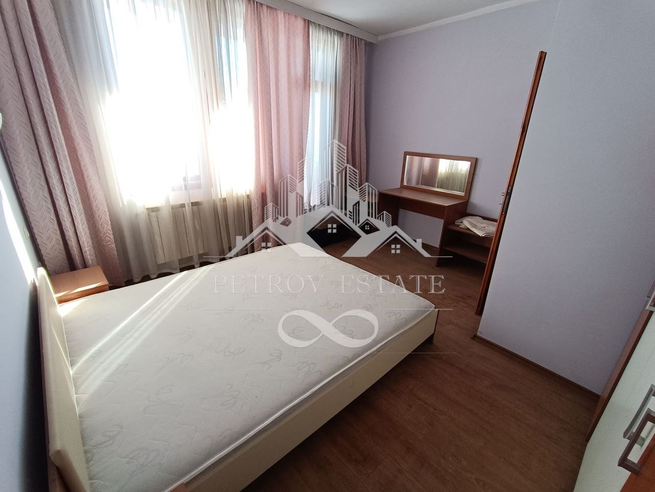 Продава се Къща в Велинград - 324 кв.м за 639 €/кв.м - Снимка #11