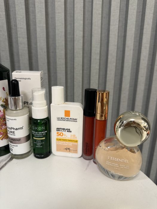 Комплект гримове нови и използвани