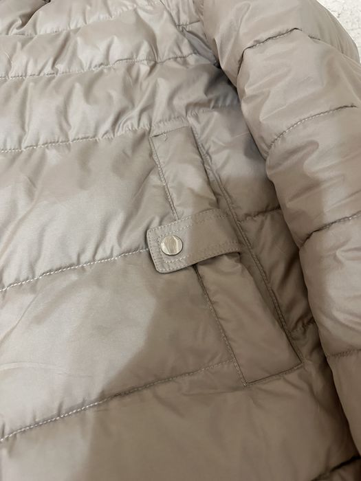 Продам зимнюю куртку на девочку