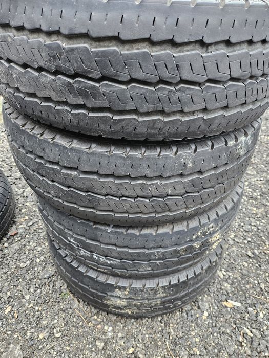 4 buc anvelope continental 215/70/15C dot 2015 cauciucuri 215x70x15C