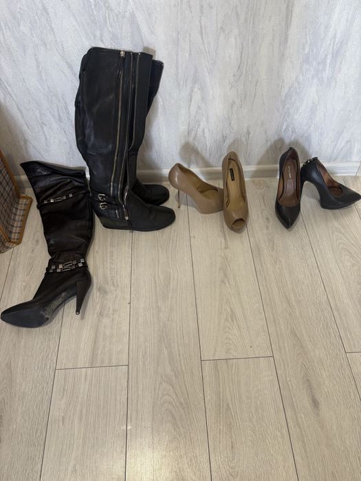 Женские зимние сапоги, туфли все в одни руки