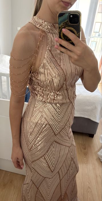 Официална рокля, M