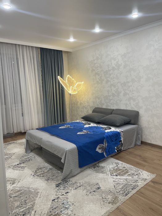 Сдам квартиру по суточно 11 мкр