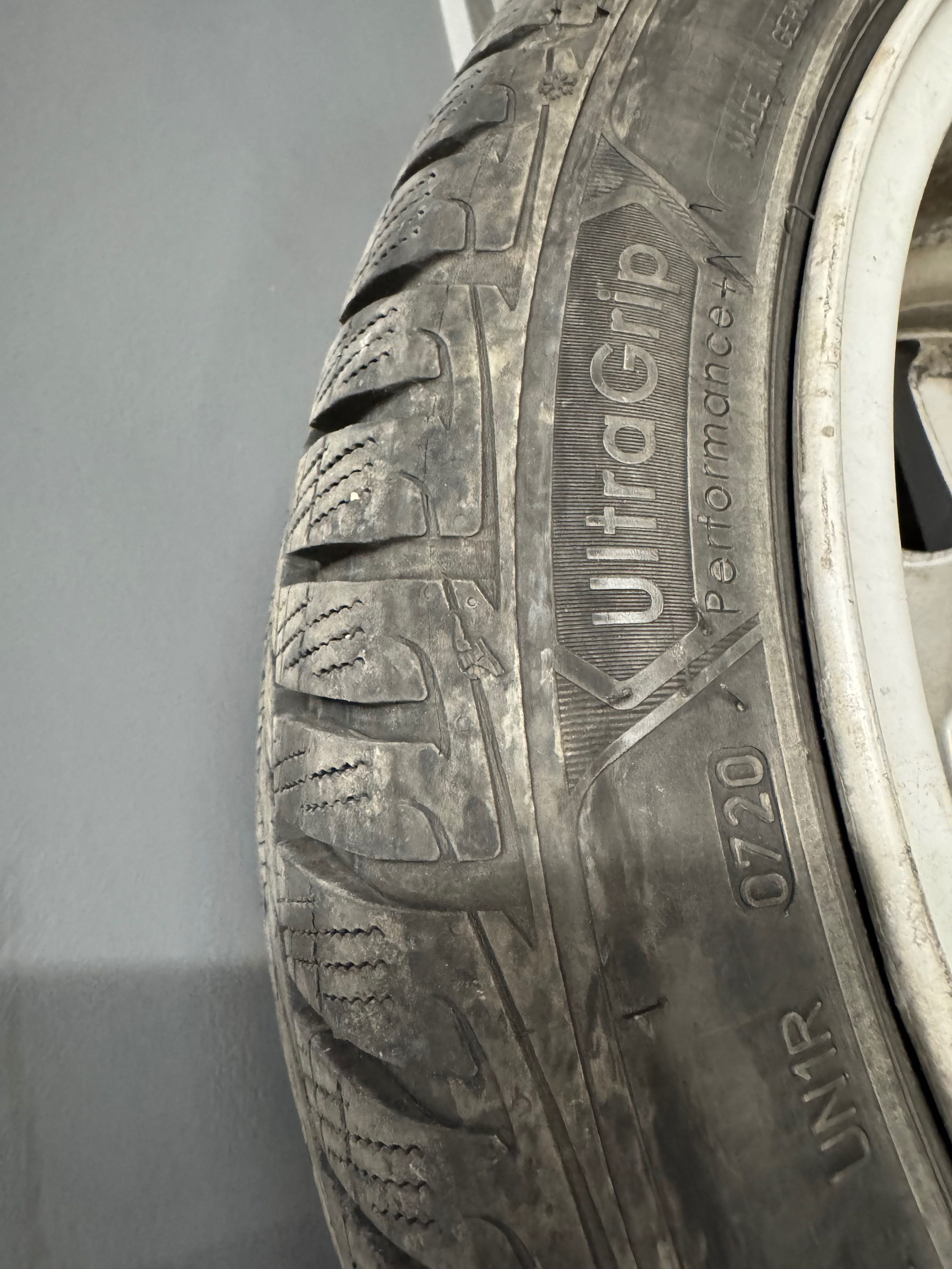 17ки Джанти за БМВ Е9х + гуми зимни Goodyear ultragrip performance+