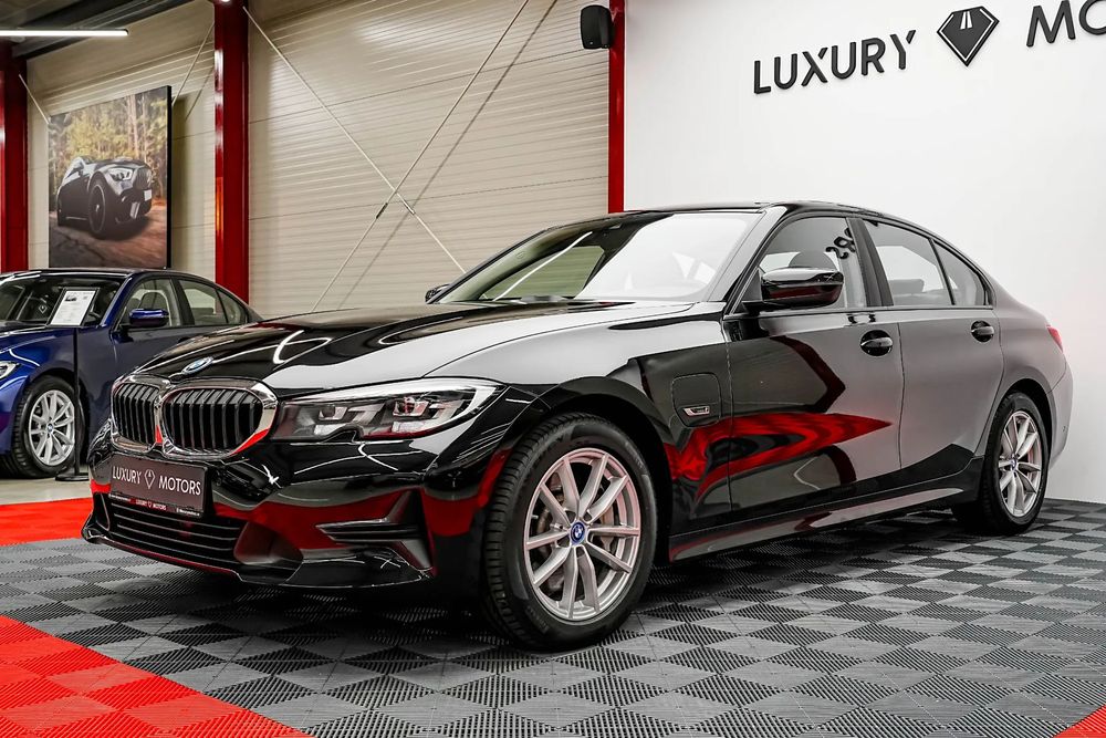 BMW Seria 3 Posibilitate Rate / Avans 0 / Km Certificat / Garantie Extinsa