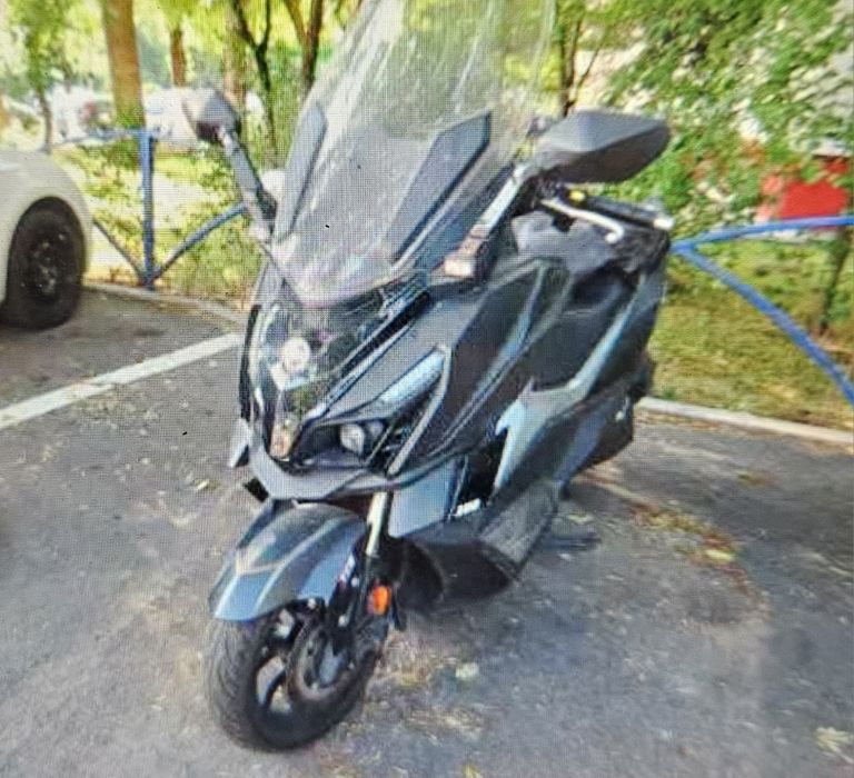 Sym cruisym 300 avariat