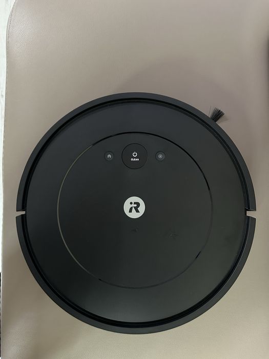 Прахосмукачка робот IRobot Roomba Combo Essential Black (Y011040)
