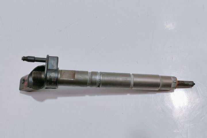 Injector  3.0 cdi A6420701387 / 0445115064 / 071026 / S6MUD33 Mercede