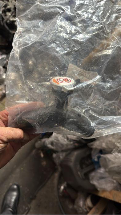 Патрубки шланги заливная горловина тойота ярис с 2005 по 2014 года