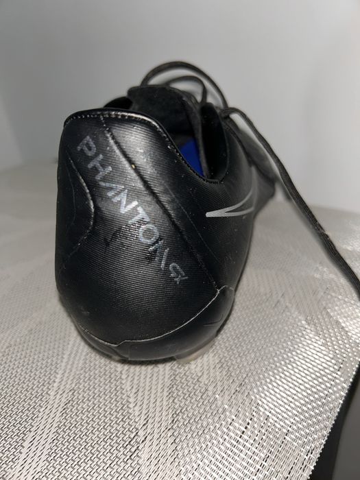 Ghete de fotbal Nike Phantome