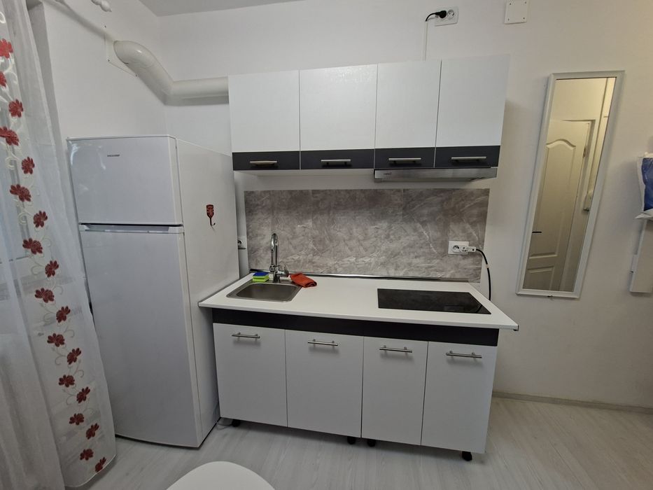 Garsoniera  Lacramioarelor nr 6