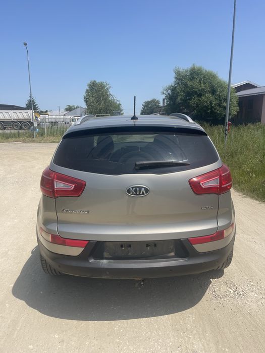 Dezmembrez kia sportage 2.0 d4ha