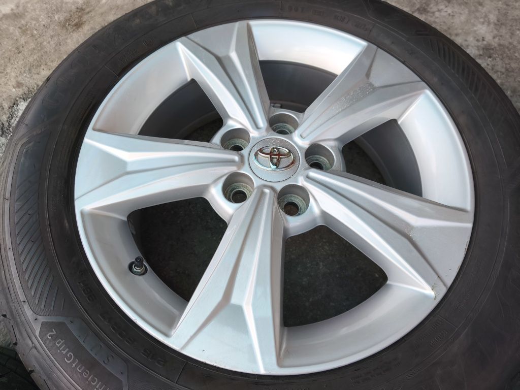 17" оригинални алуминиеви джанти за Toyota Chr.