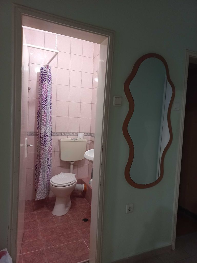 Дава се под наем Двустаен апартамент в Варна, Автогара - 55 кв.м за 408 € - Снимка #7