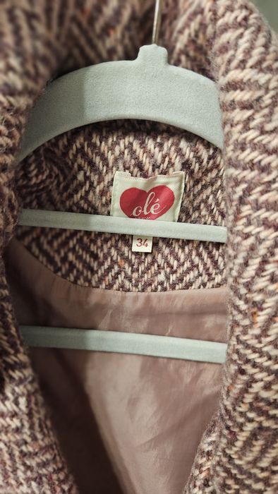 Palton roz grosut marimea 34/S