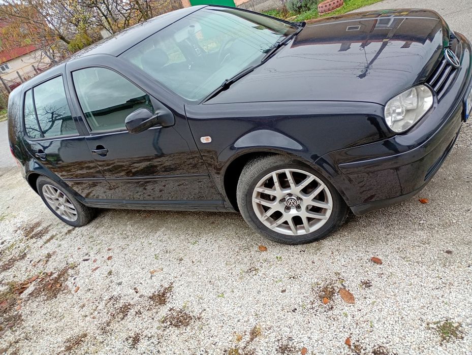 Продавам Фолксваген голф