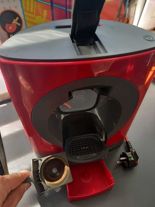 Кафемашина Krups KP1105 Dolce Gusto с лека забележка