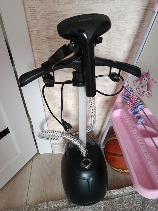 Паровый утюг scarlett