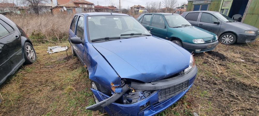 Форд феста  на части 1.2 или 1.1 бензин ford fiesta