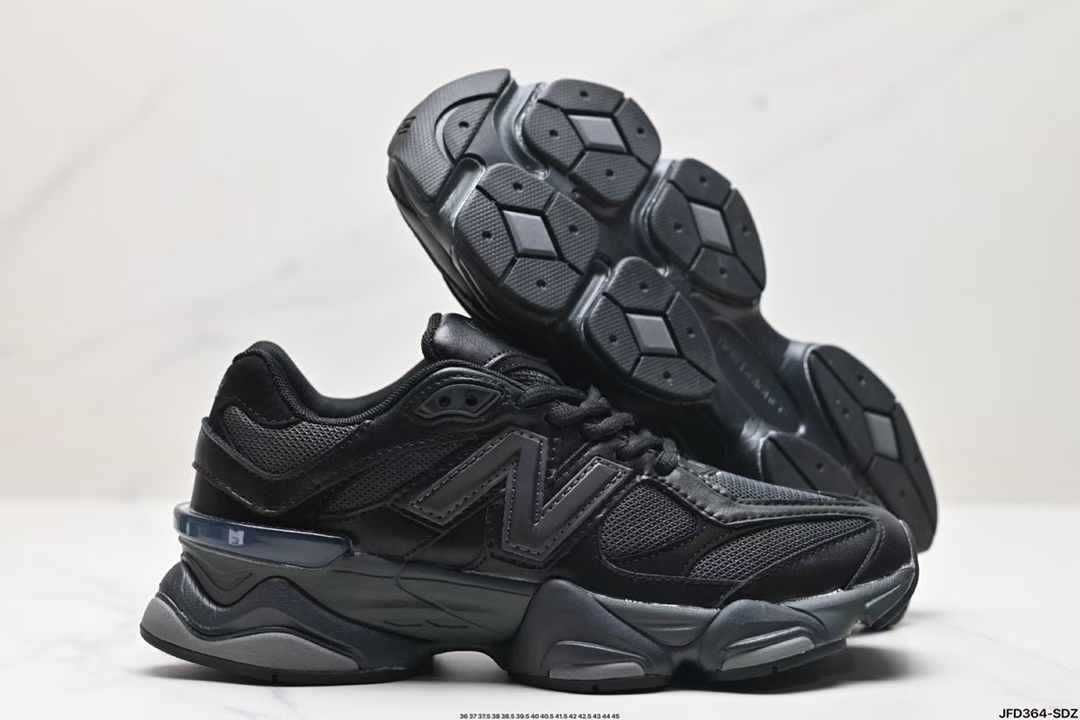 Нови мъжки маратонки New Balance 9060 black